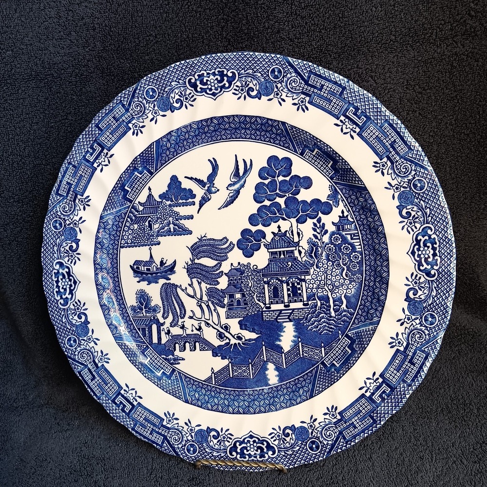 Vtg Royal Wessex Blue‎ Willow Porcelain Ironstone 12.5 Swirl Edge Chop Plate NB